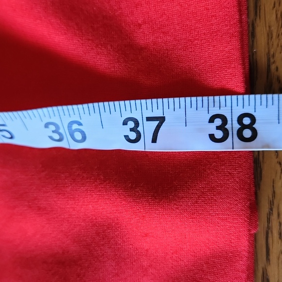 Halston,  Excellent condition,  Women's Dress,  red, ruffled sleeves - Picture 10 of 10